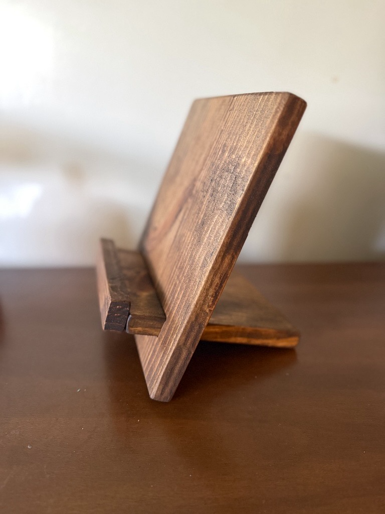 Side view of the cookbook holder
